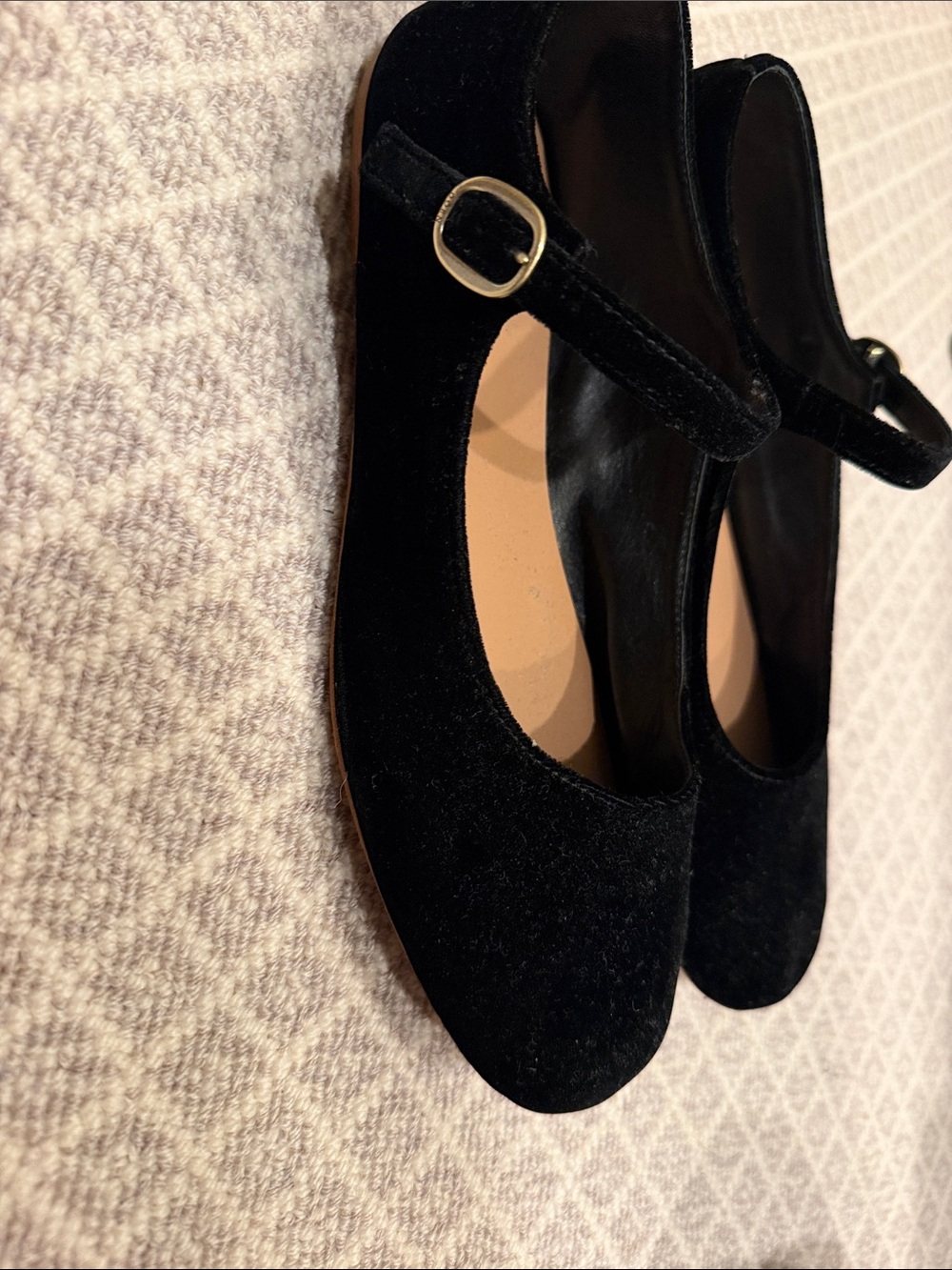 Doen velvet Mary Jane flats - Picture 3 of 5